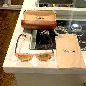 illesteva sunnies, super fun pair with pink frames